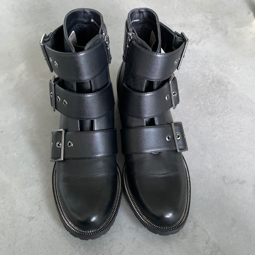 *NEVER WORN* Blondo waterproof boots - size 9.5